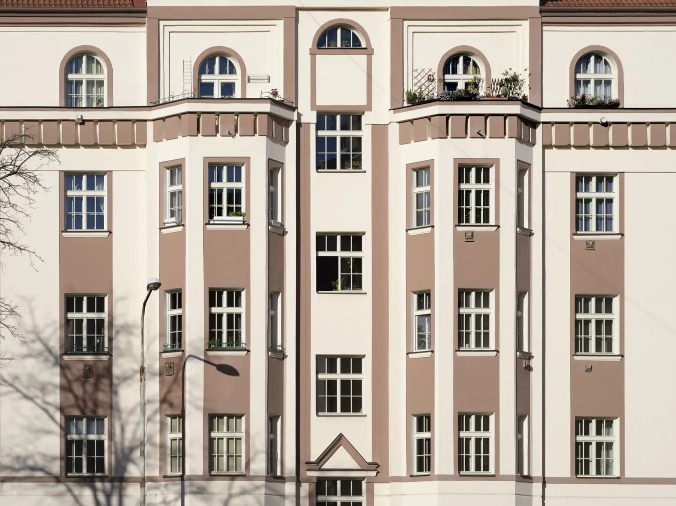 Praha 8, Hybešova
